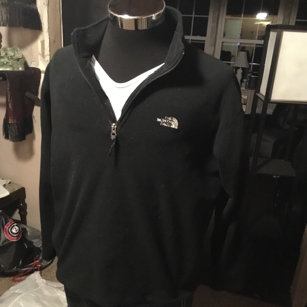 North face 1/2 zip
